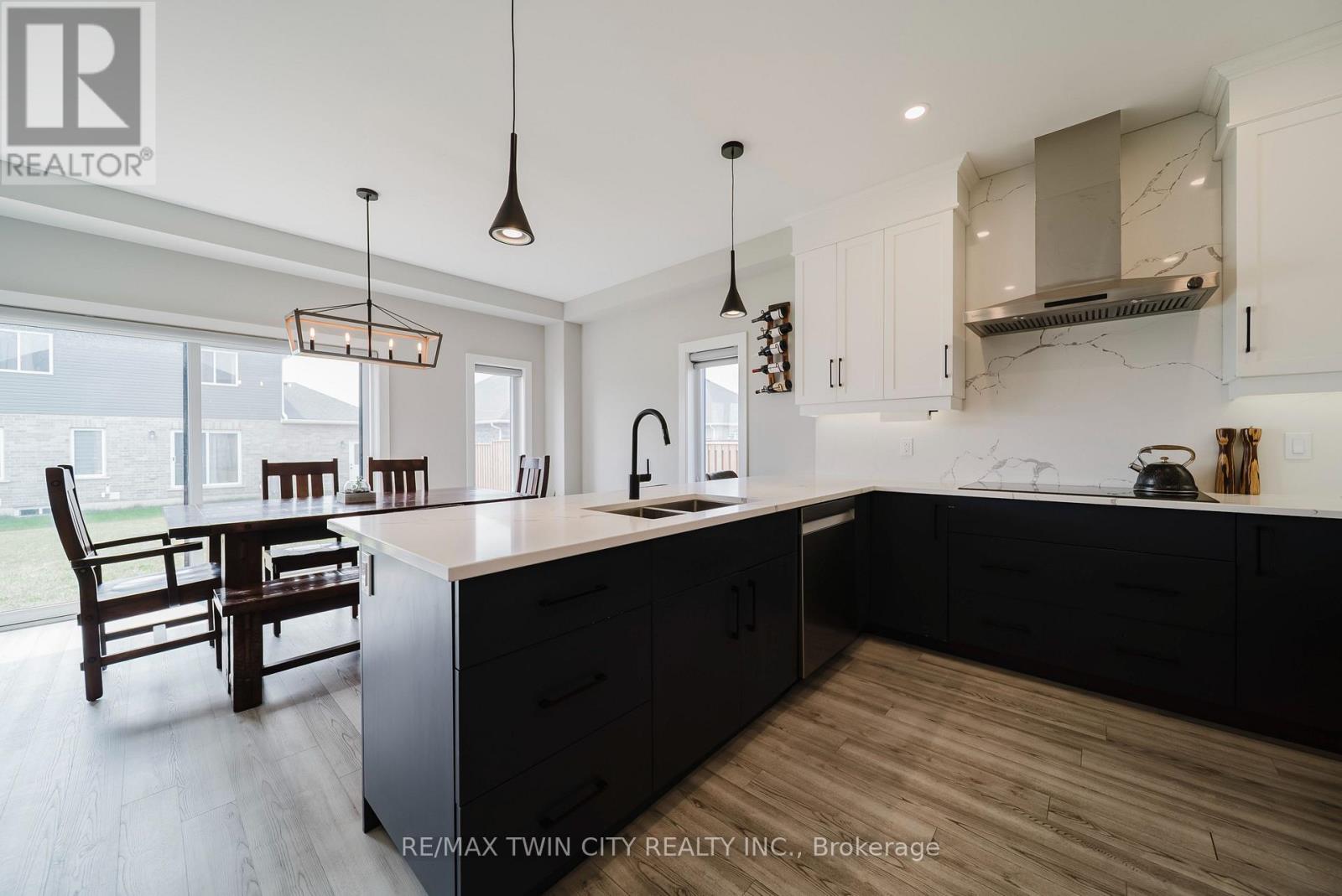 95 FRED KRUG AVENUE - 12