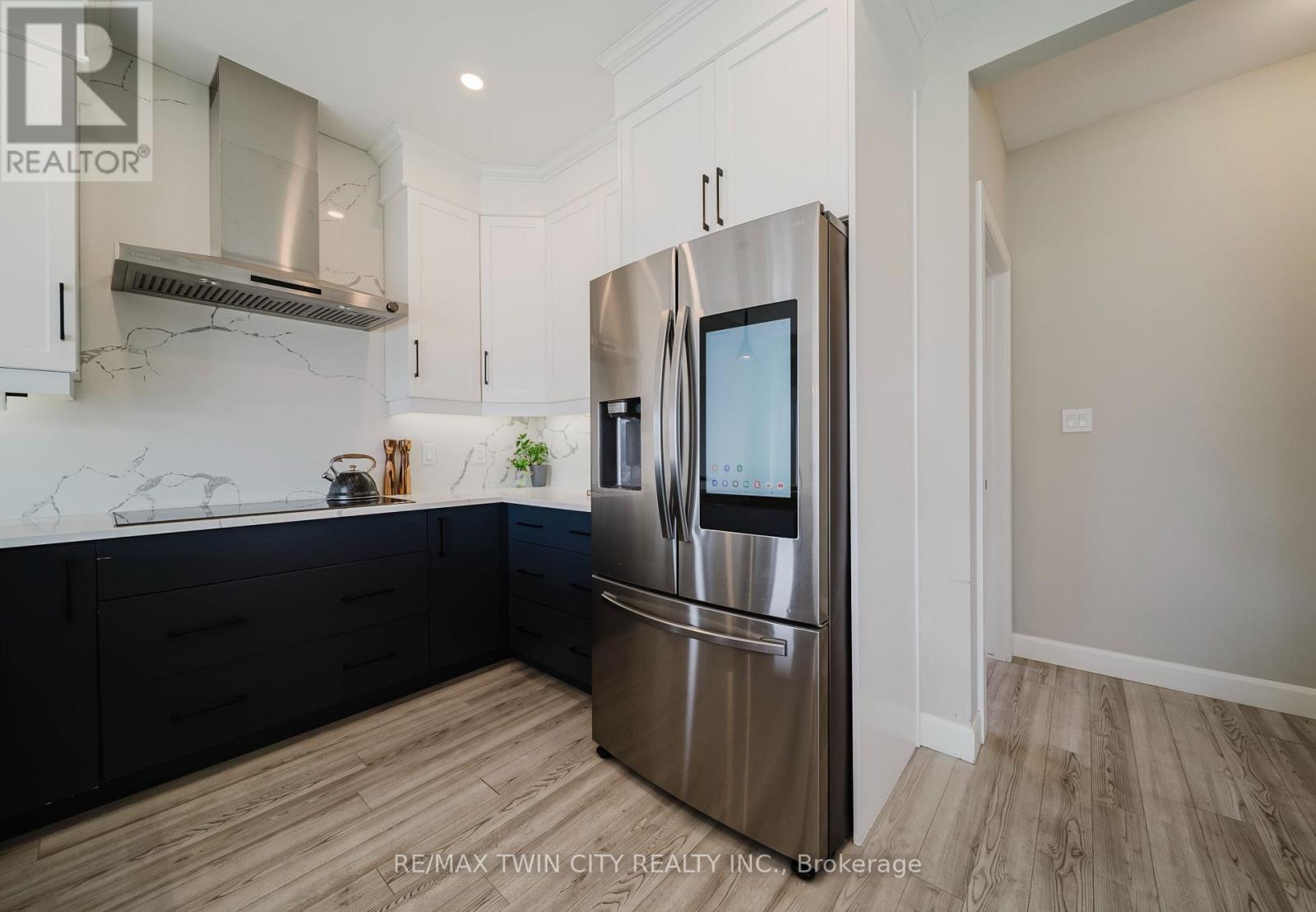 95 FRED KRUG AVENUE - 13