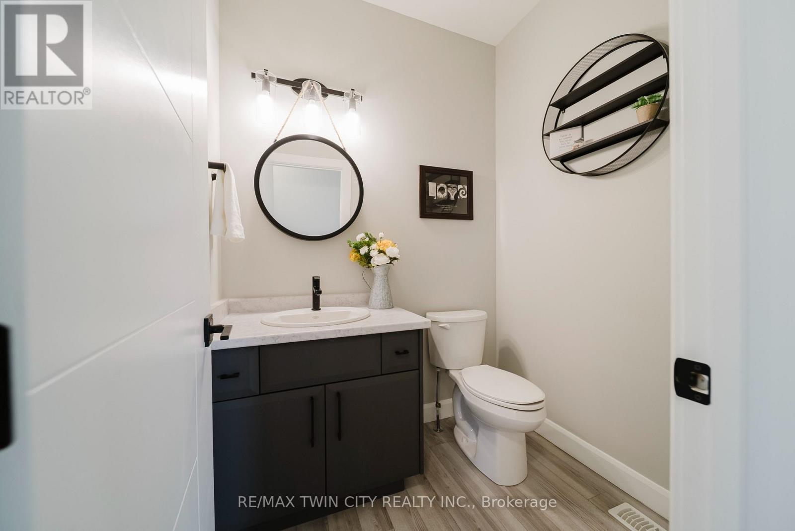 95 FRED KRUG AVENUE - 23