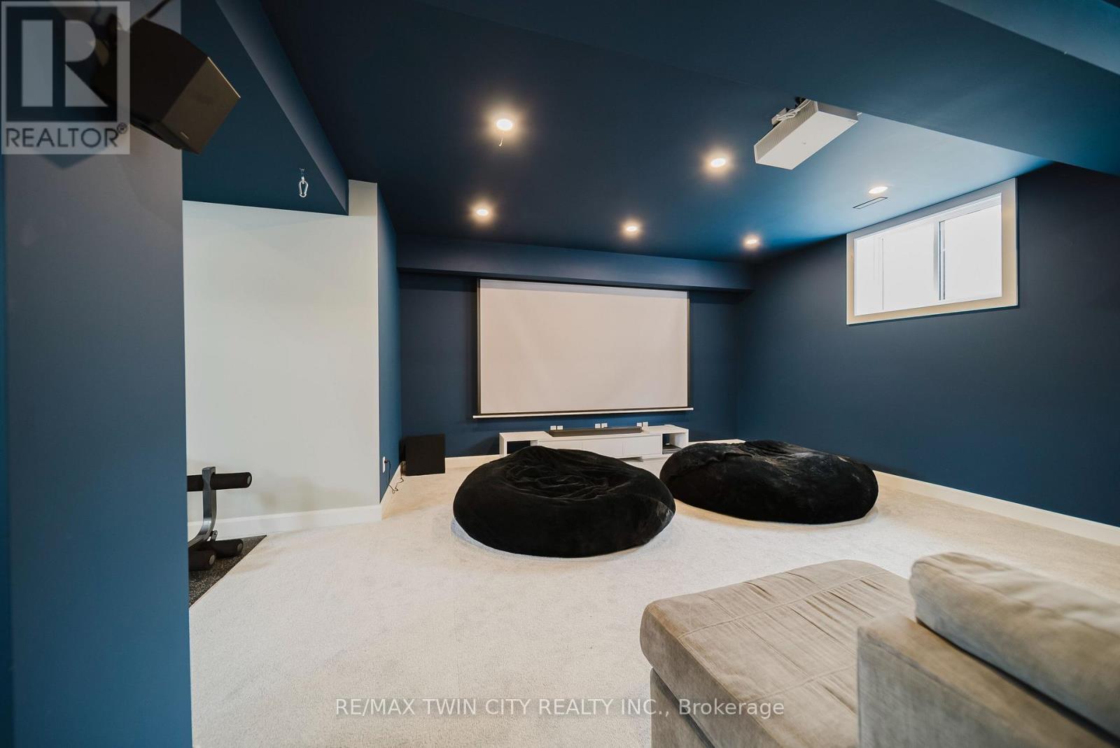 95 FRED KRUG AVENUE - 42