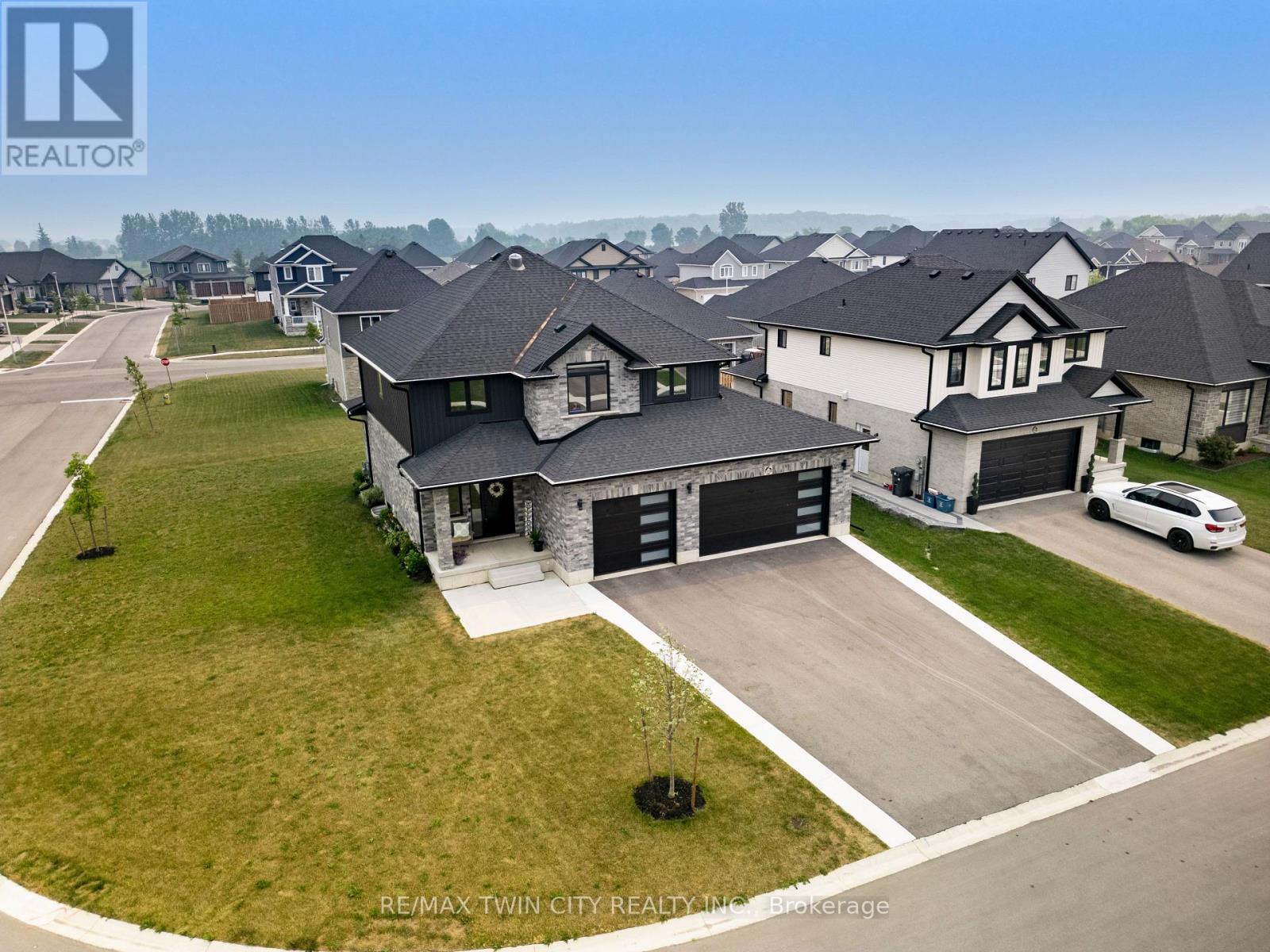 95 FRED KRUG AVENUE - 44