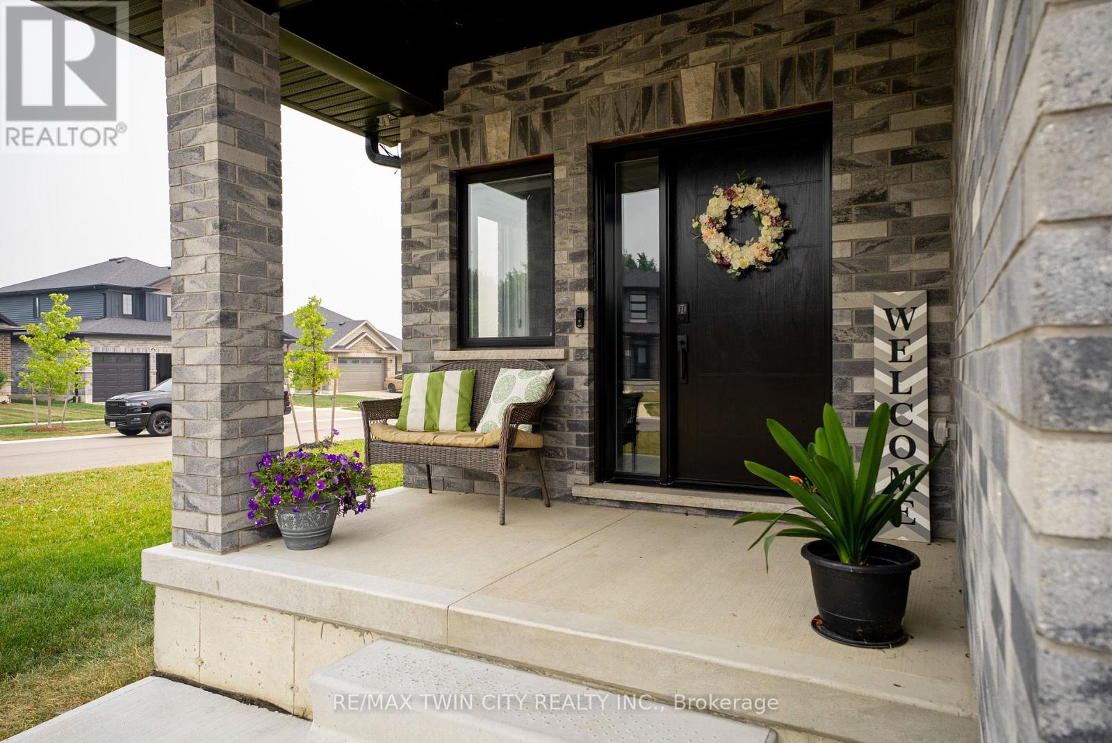 95 FRED KRUG AVENUE - 46
