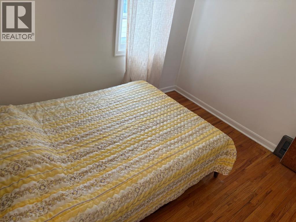 812 6 Street S - 13