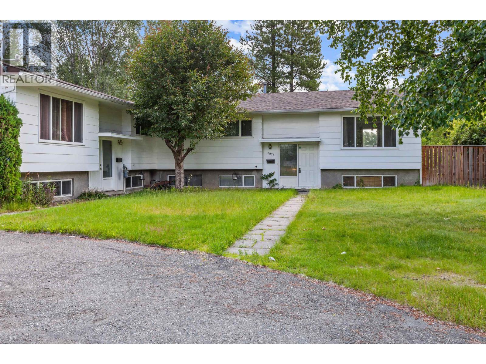 2973-2977 MCGILL CRESCENT - Image 19