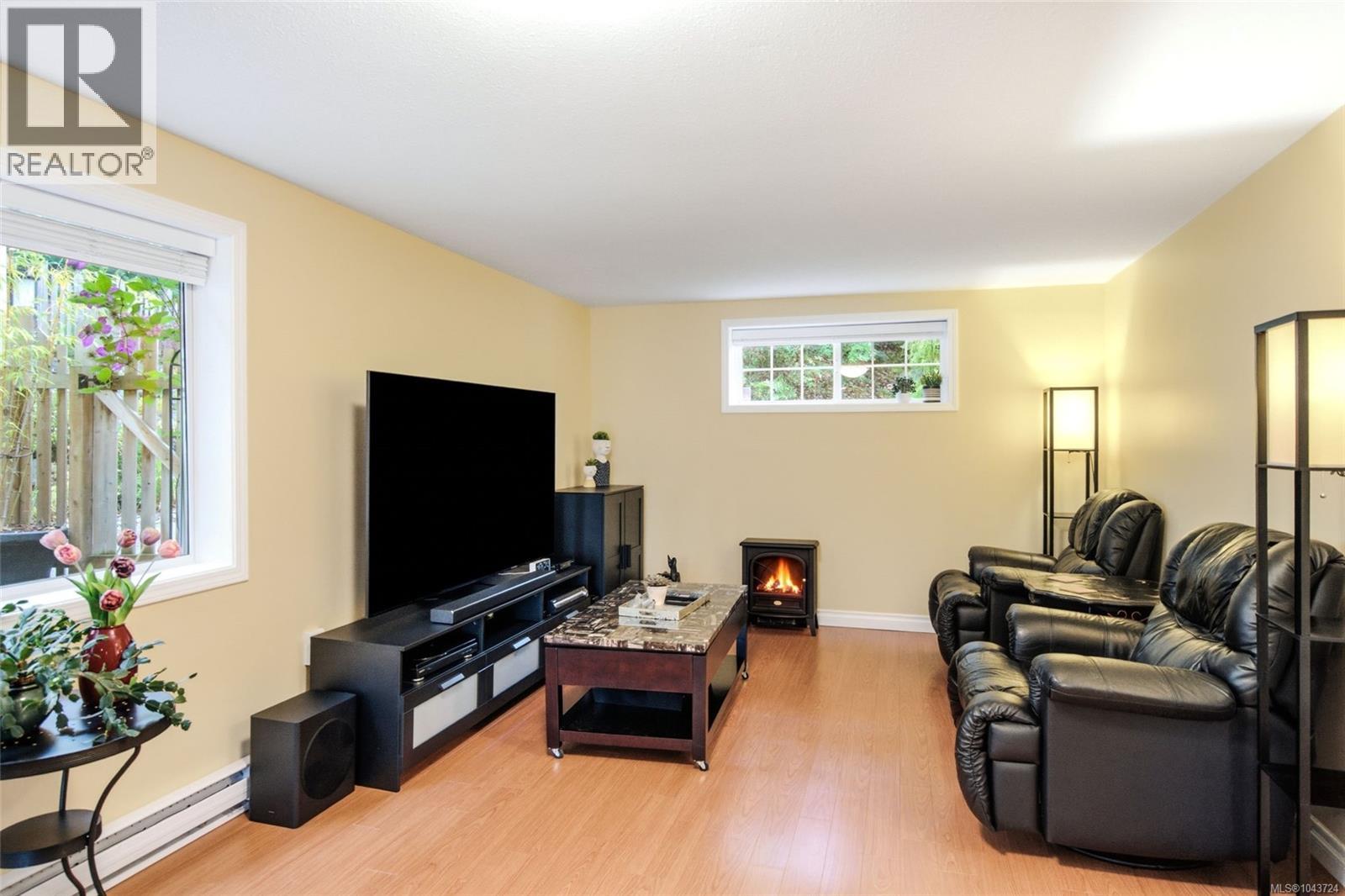 3259 Dolphin Dr - 26