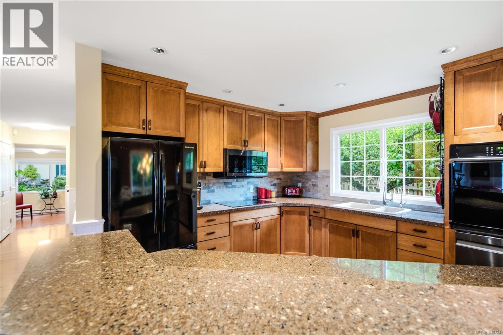3259 Dolphin Dr - 12