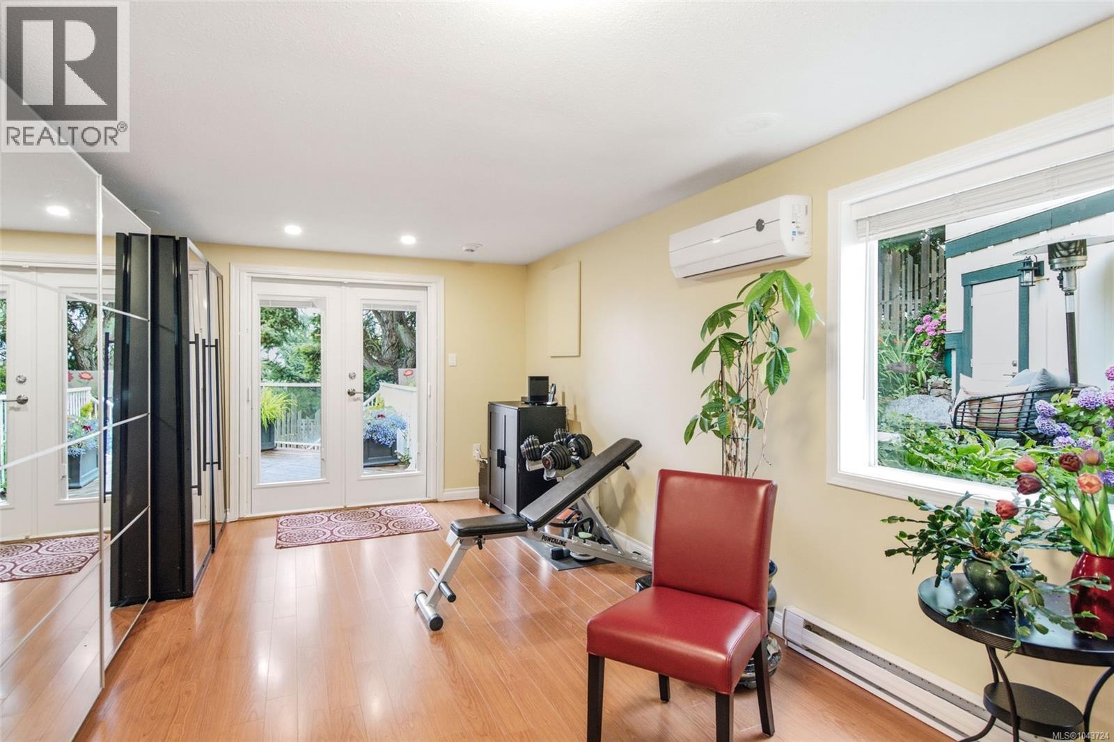 3259 Dolphin Dr - 28