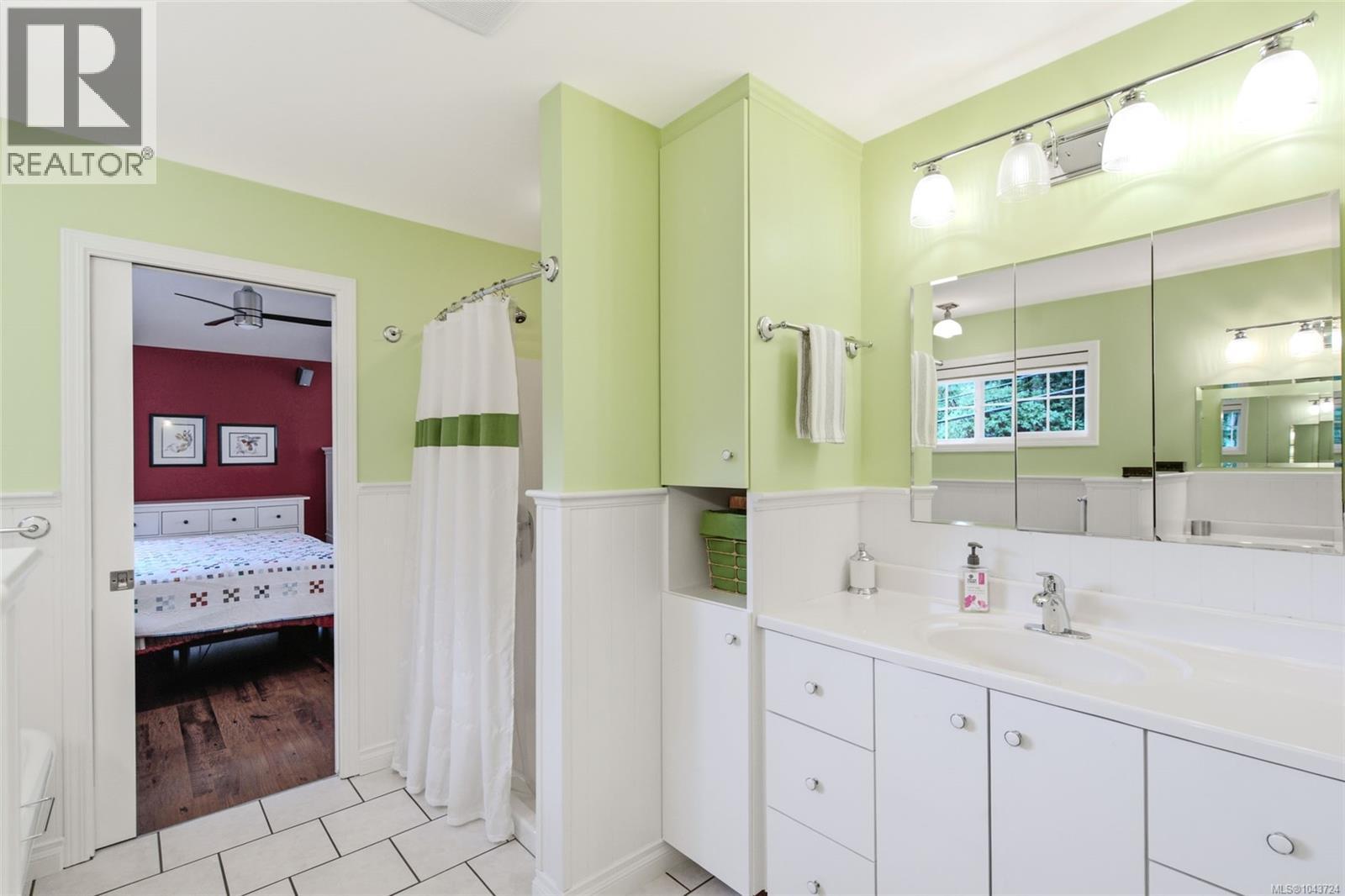 3259 Dolphin Dr - 41