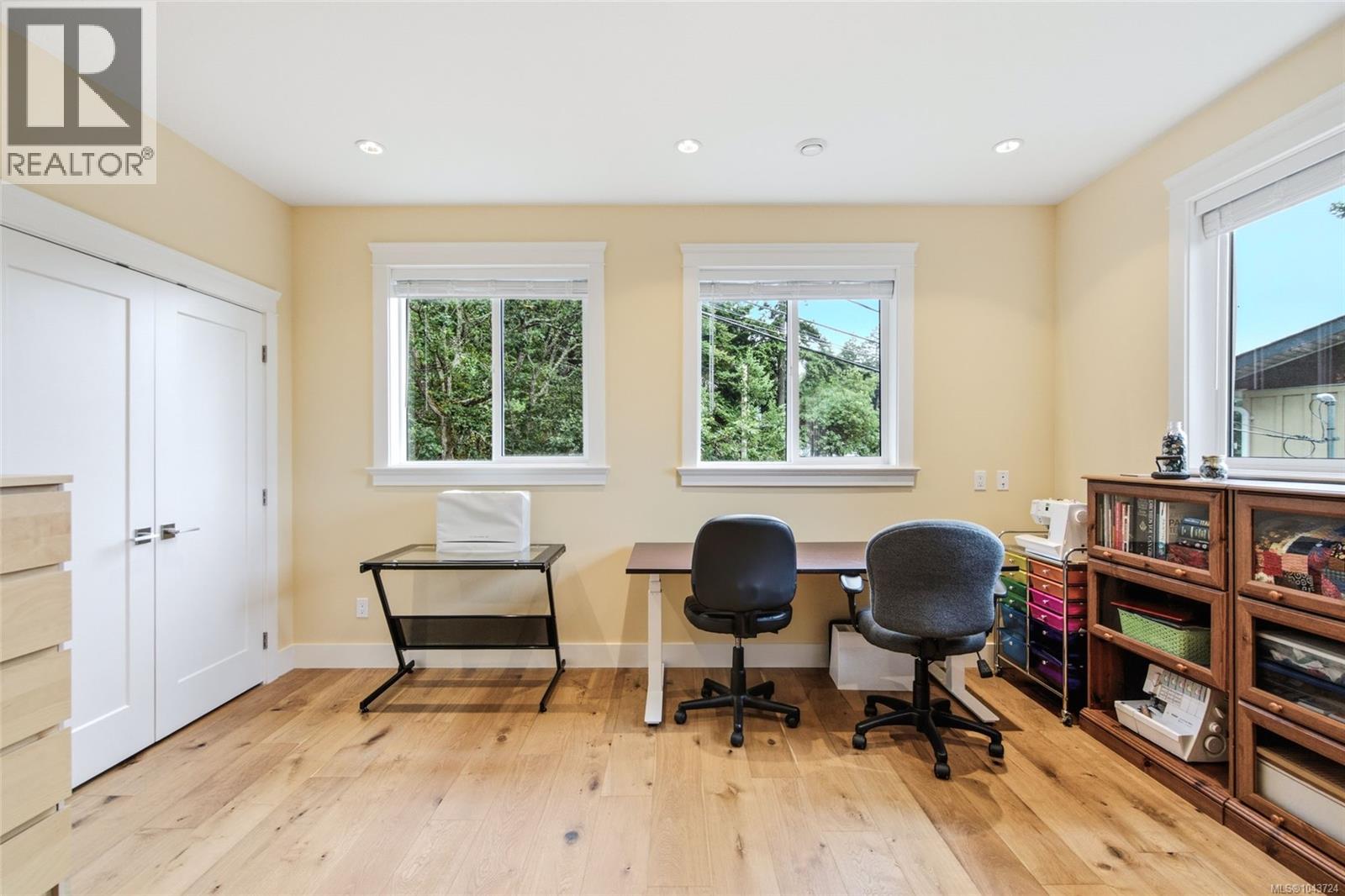 3259 Dolphin Dr - 59