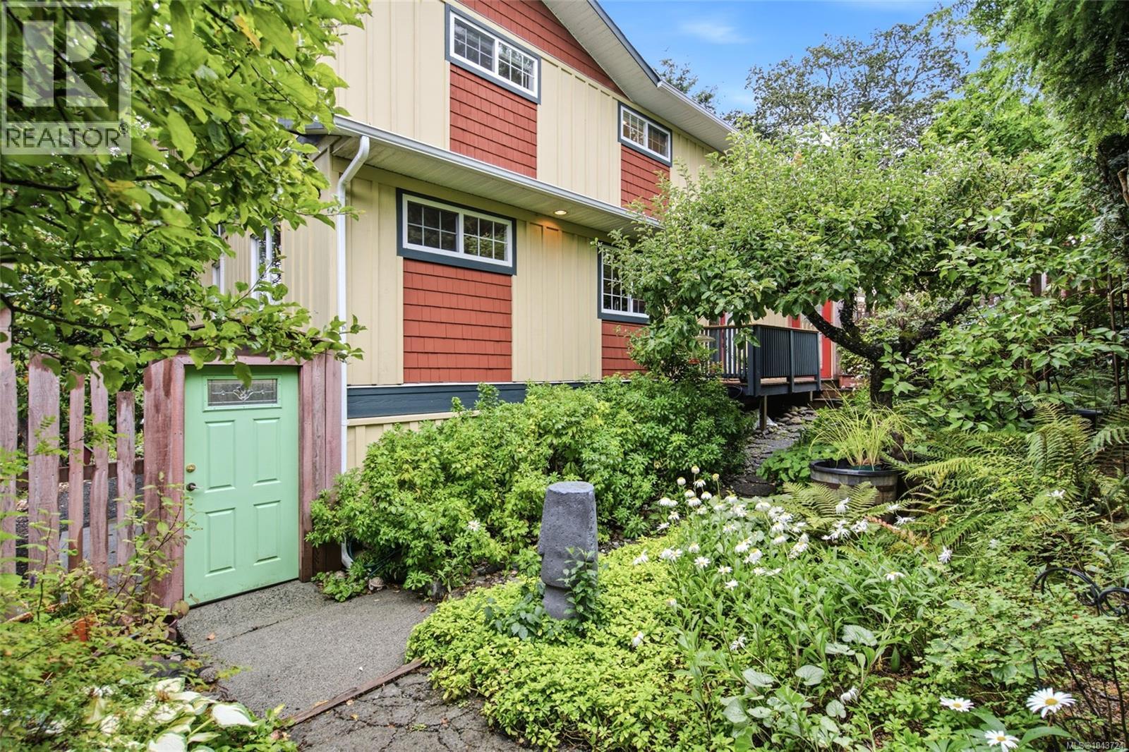 3259 Dolphin Dr - Image 69