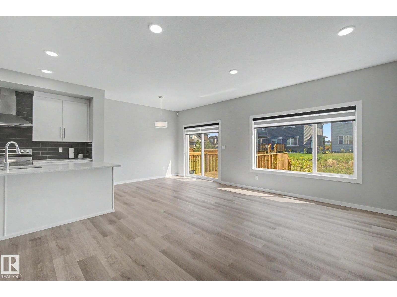 311 29 ST SW SW - 16