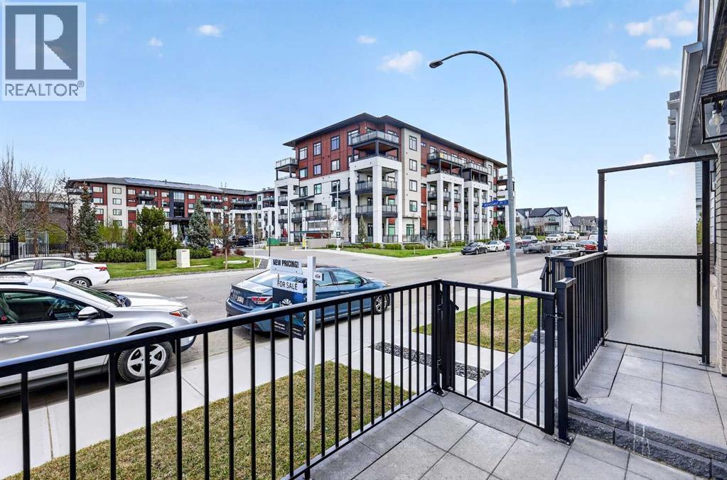 153 Mahogany Gardens SE - 19