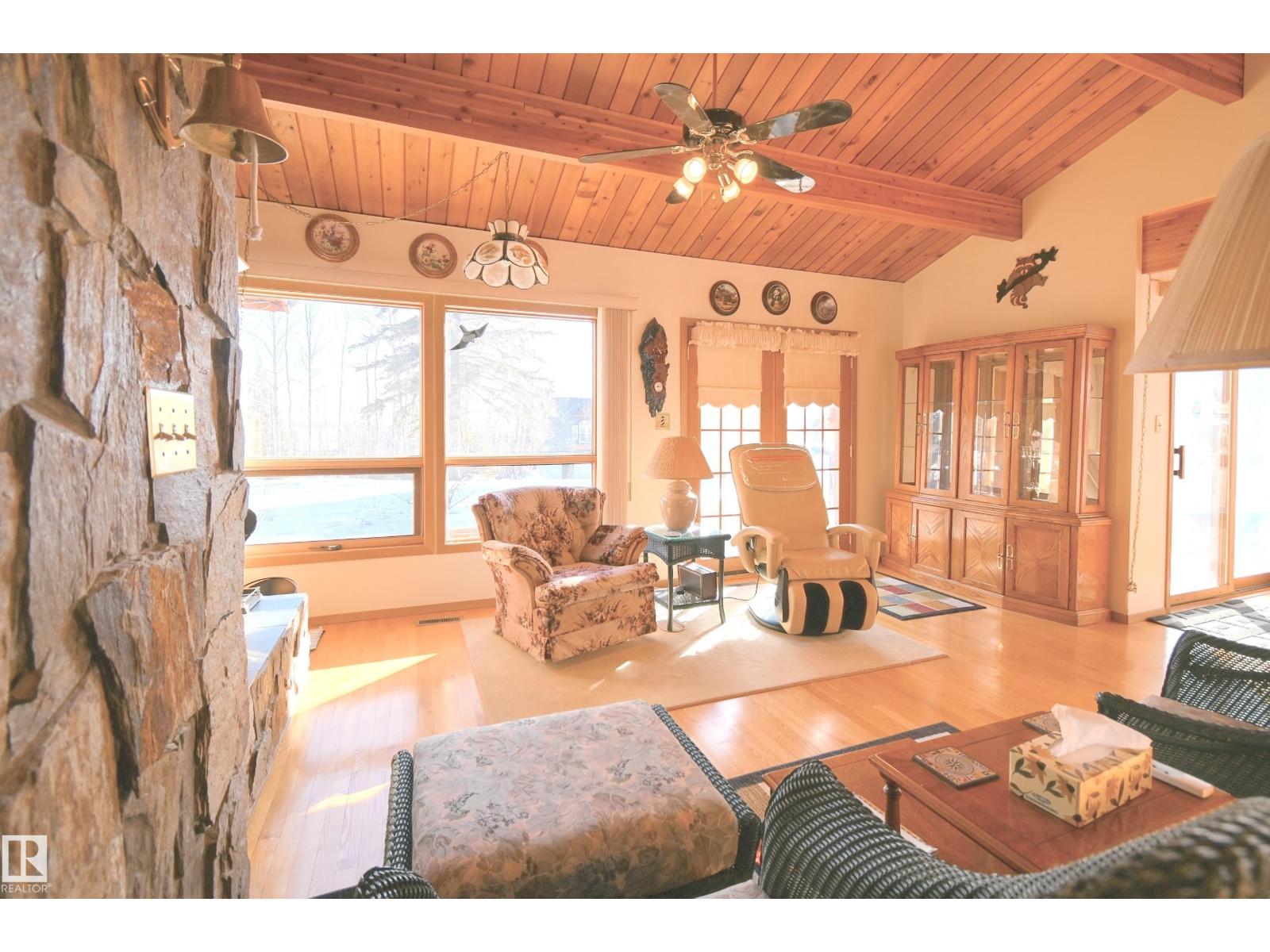 #128 4521 LAKESHORE RD - 8