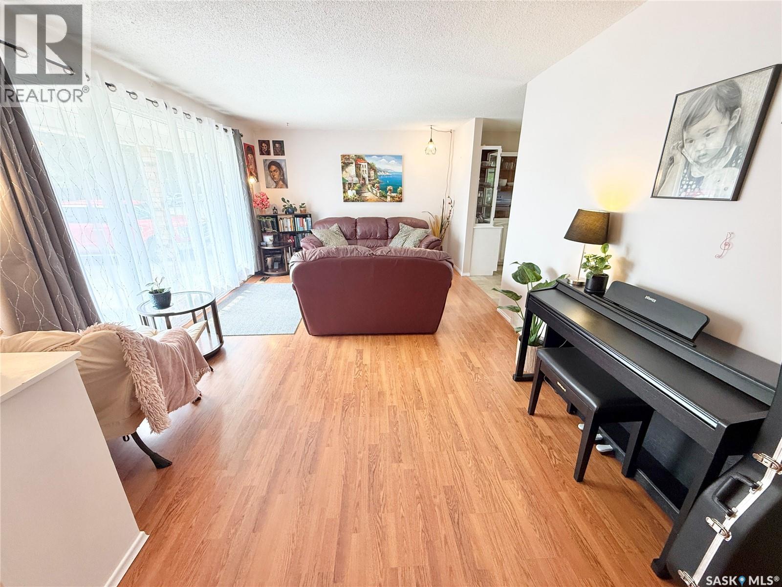 715 Brimacombe DRIVE - Image 17