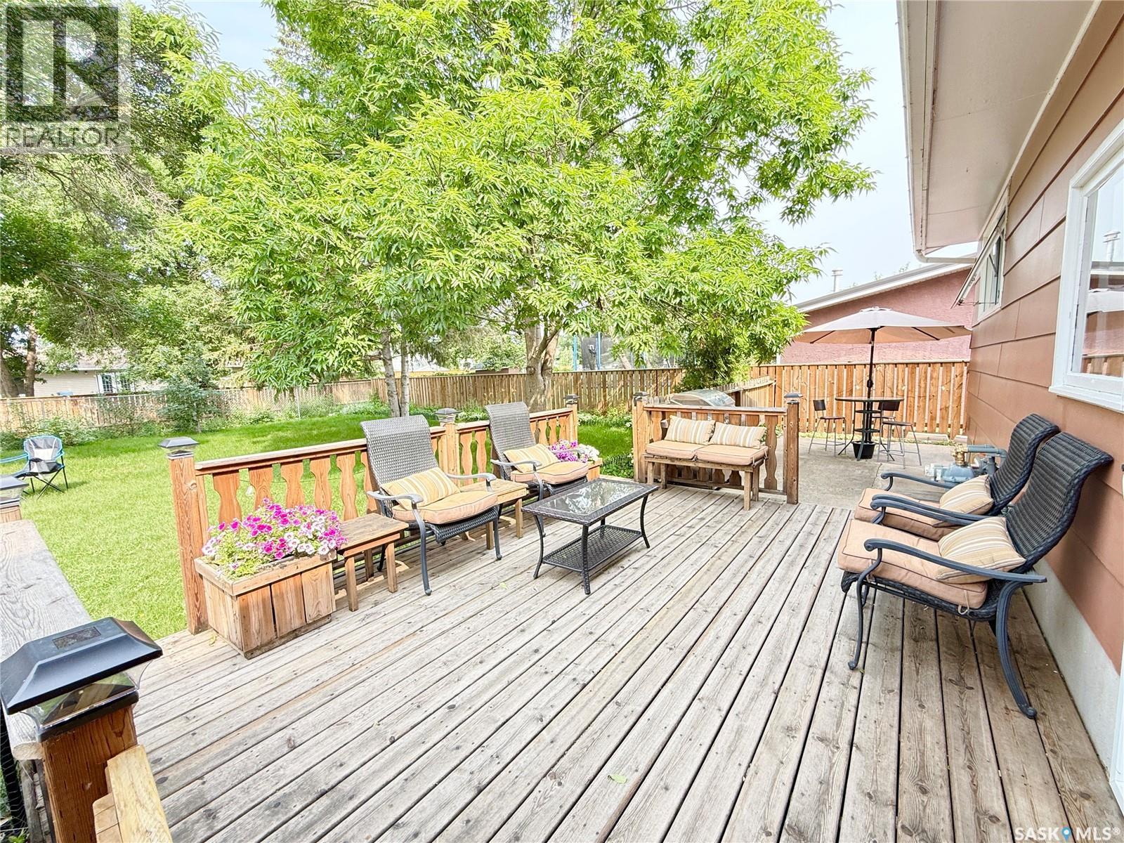 715 Brimacombe DRIVE - Image 3