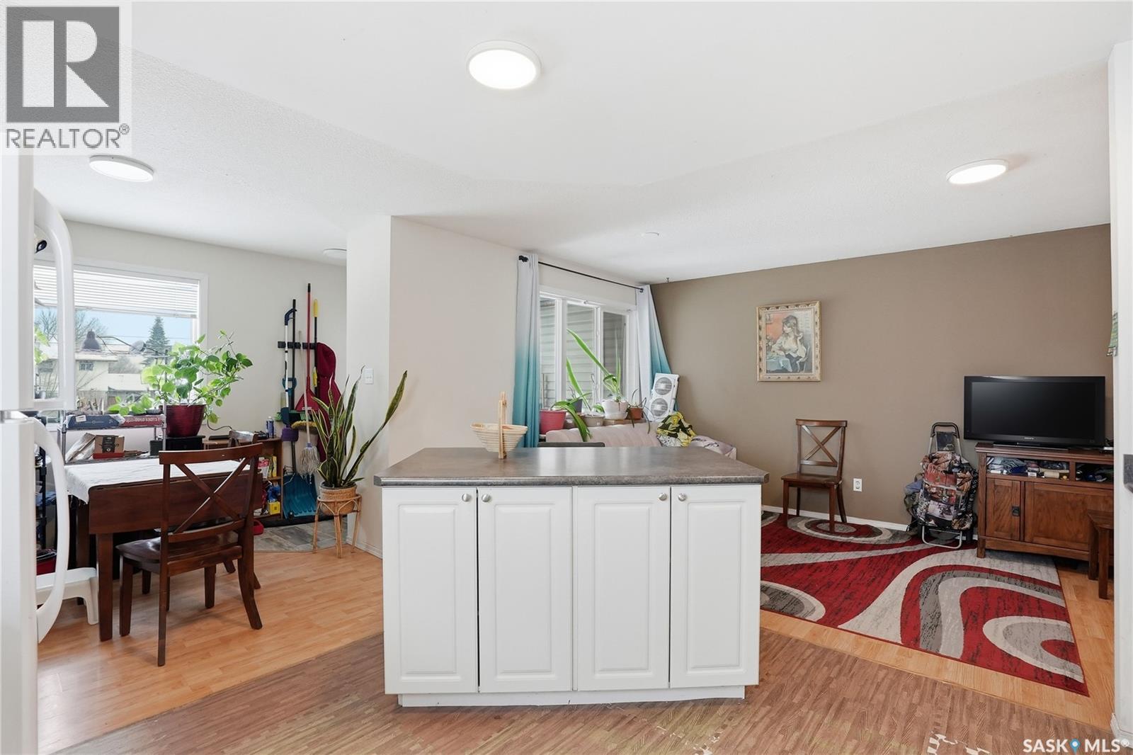 222 V AVENUE S - 12