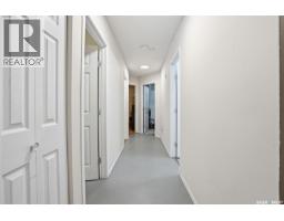 222 V Avenue S, Saskatoon, SK S7M3B3 Photo 25