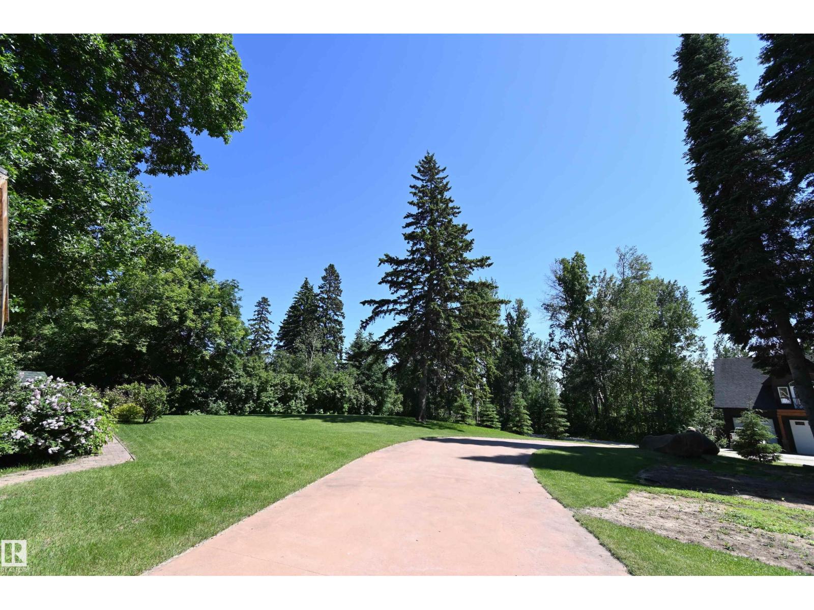 #128 4521 LAKESHORE RD - 71