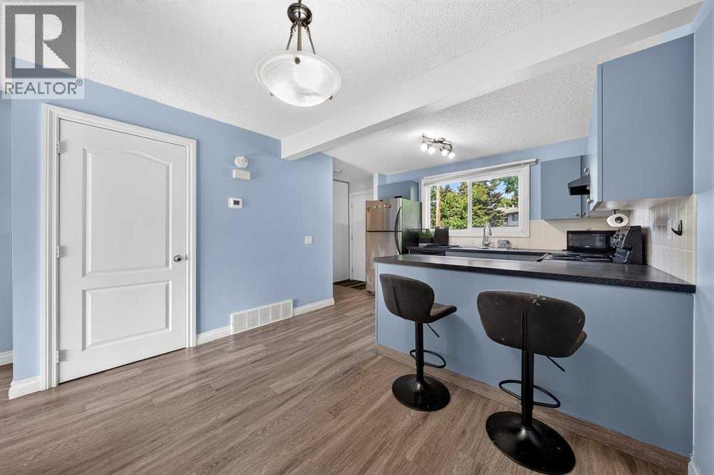 538 Woodbine Boulevard SW - 15