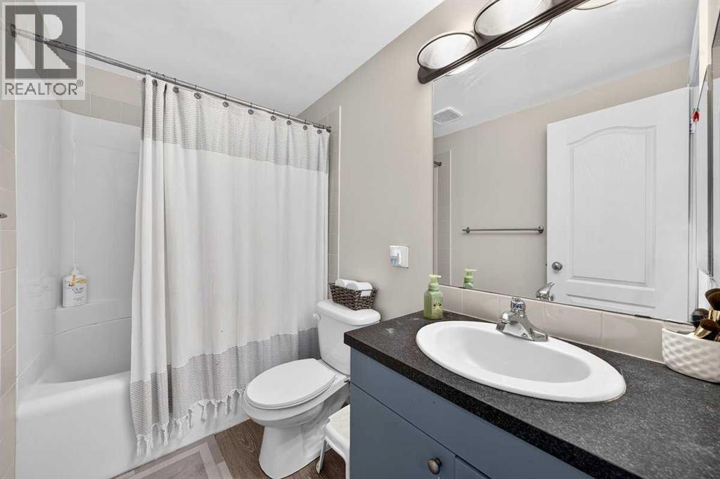 538 Woodbine Boulevard SW - 27