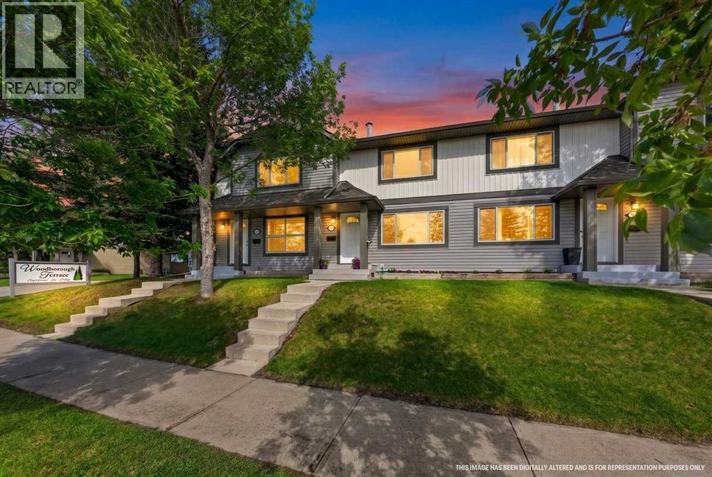 538 Woodbine Boulevard SW - 2