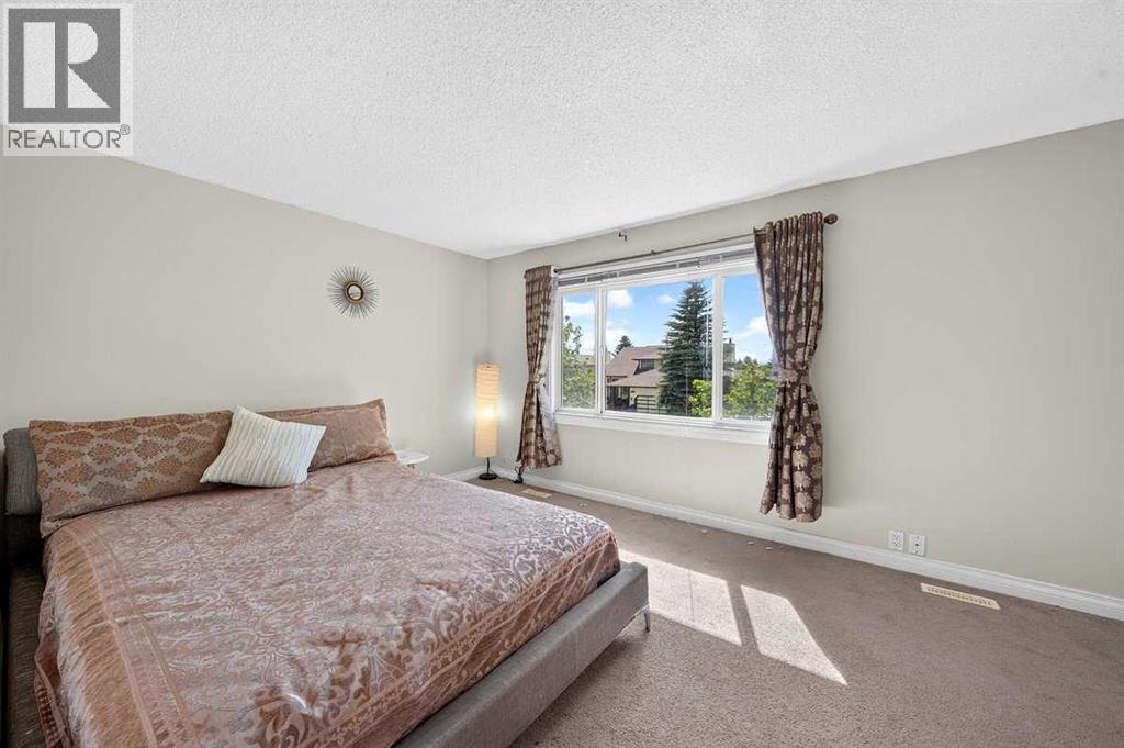 538 Woodbine Boulevard SW - 28