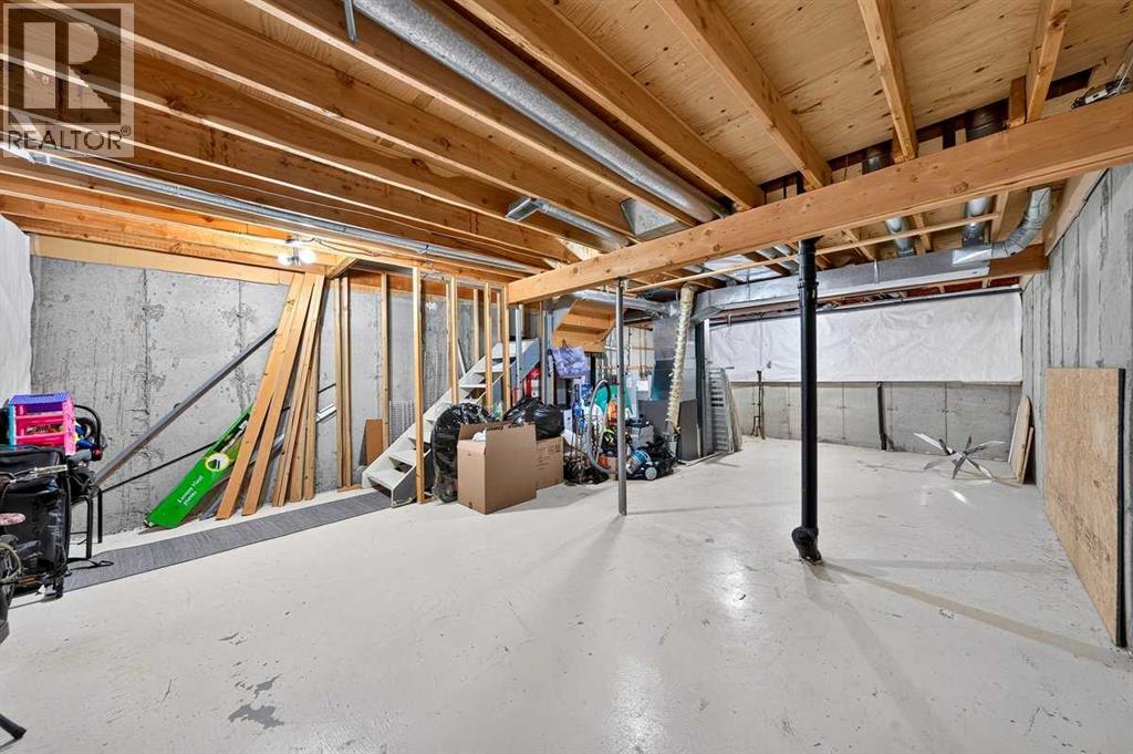 538 Woodbine Boulevard SW - 32