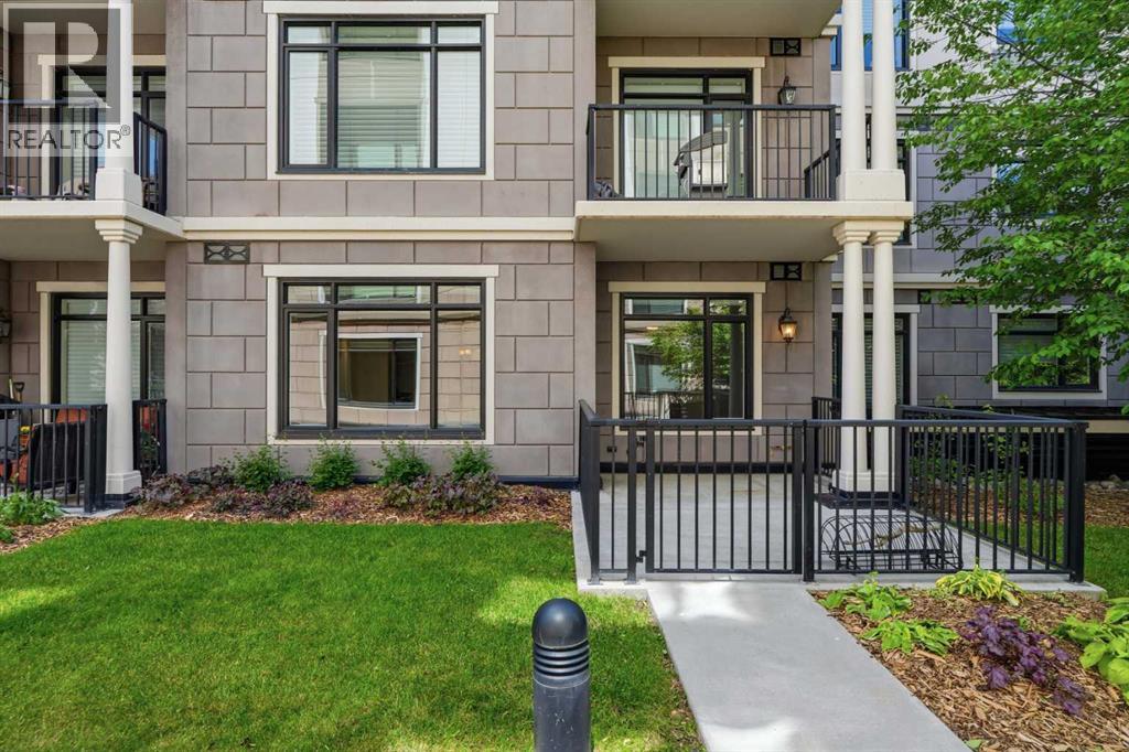 #105 221 Quarry Way SE - 9