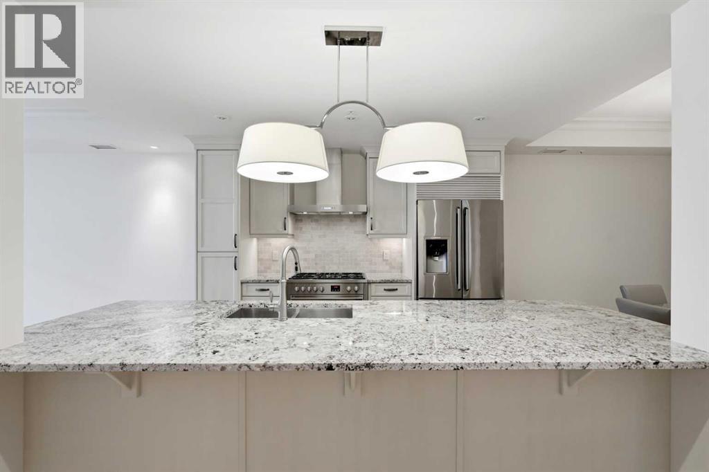 #105 221 Quarry Way SE - 24