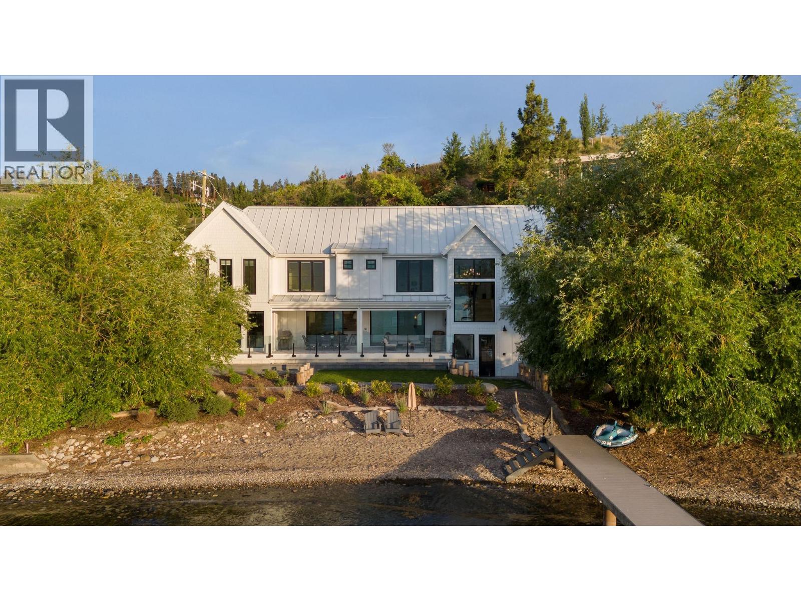 5268 Lakeshore Road - 1