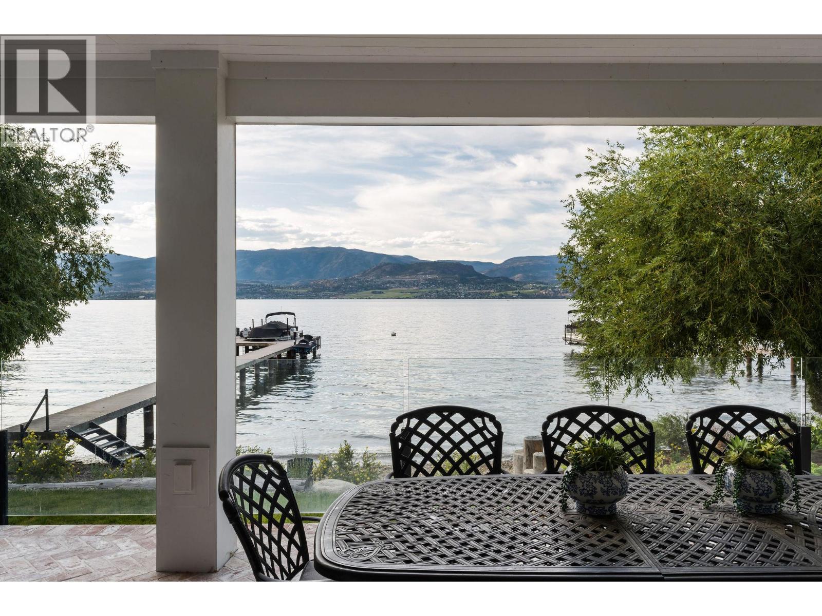 5268 Lakeshore Road - 12