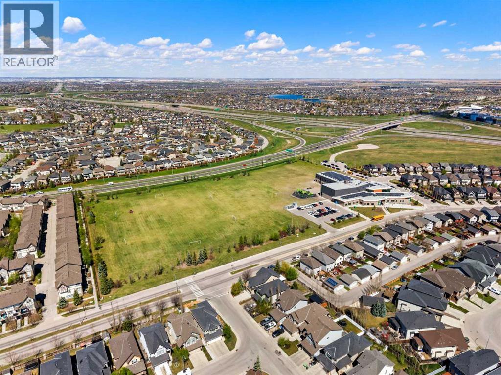 16 Cranarch Grove SE - 18