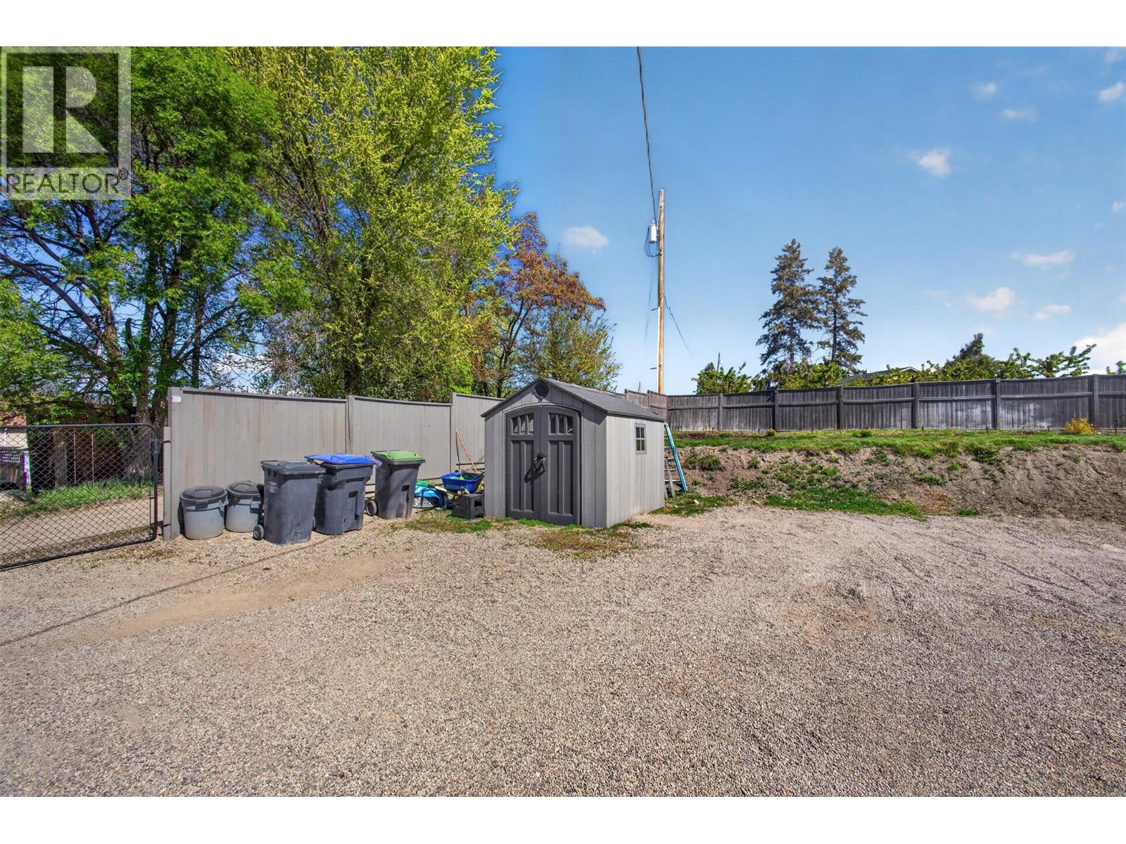 2490 Sexsmith Road - 38