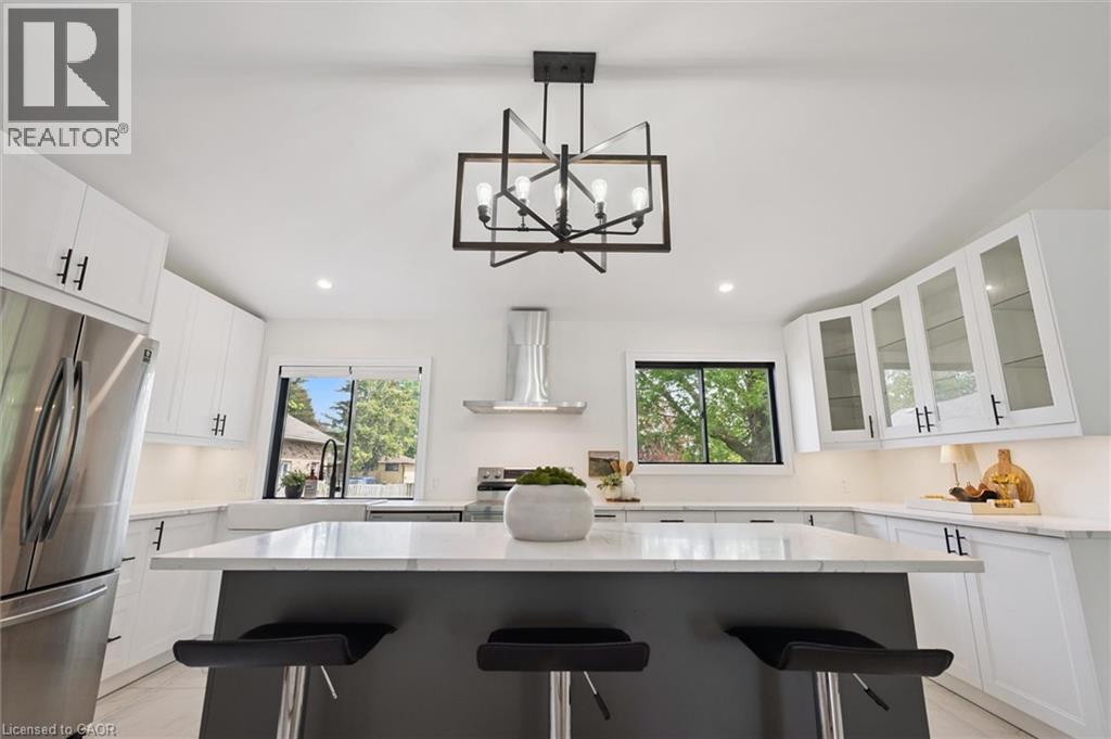 490 GARAFRAXA Street E - 18