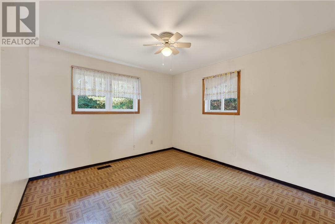 831 Sunnyside Road - 15