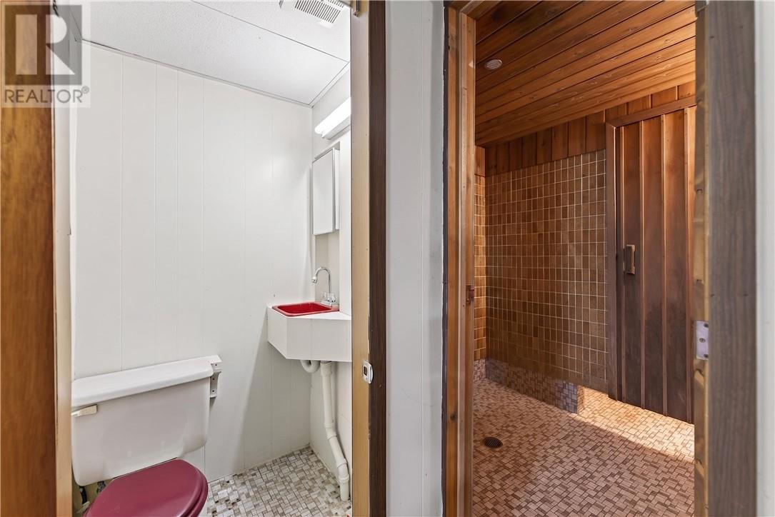 831 Sunnyside Road - Image 27