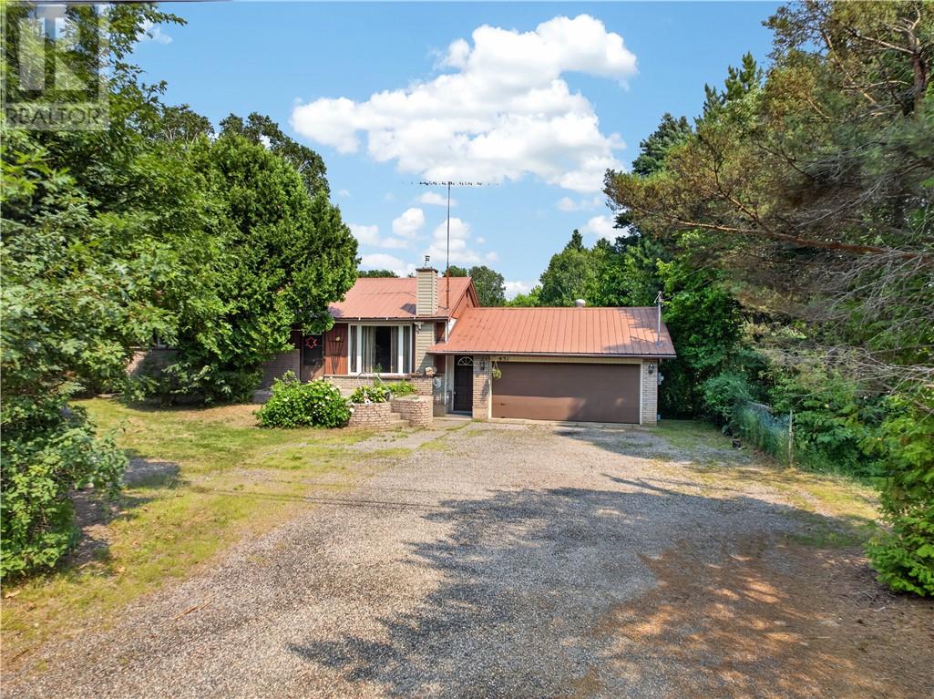 831 Sunnyside Road - 3