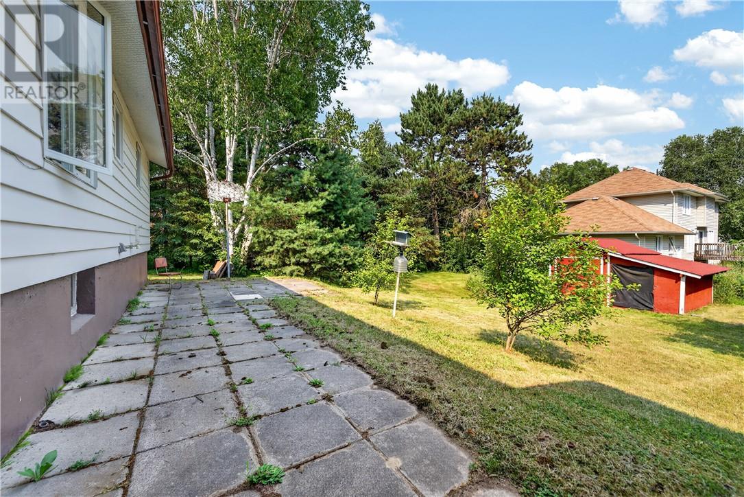 831 Sunnyside Road - Image 35