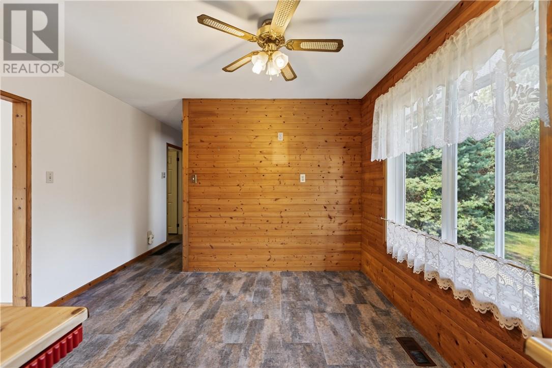 831 Sunnyside Road - 9