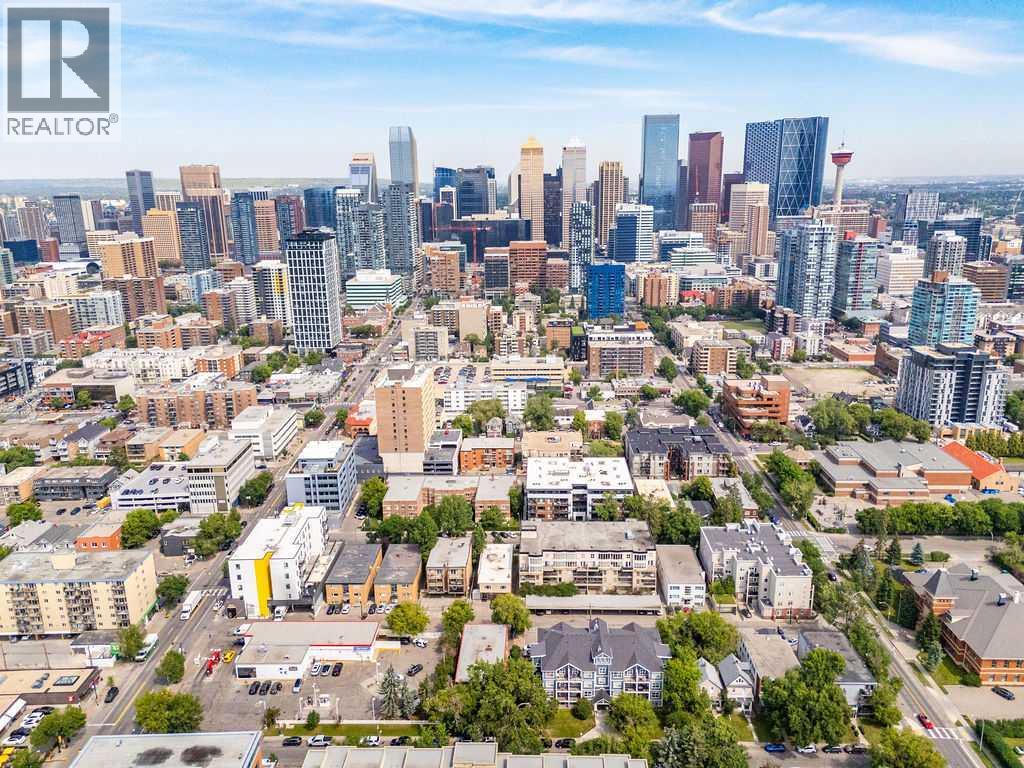 #106 323 18 Avenue SW - 31