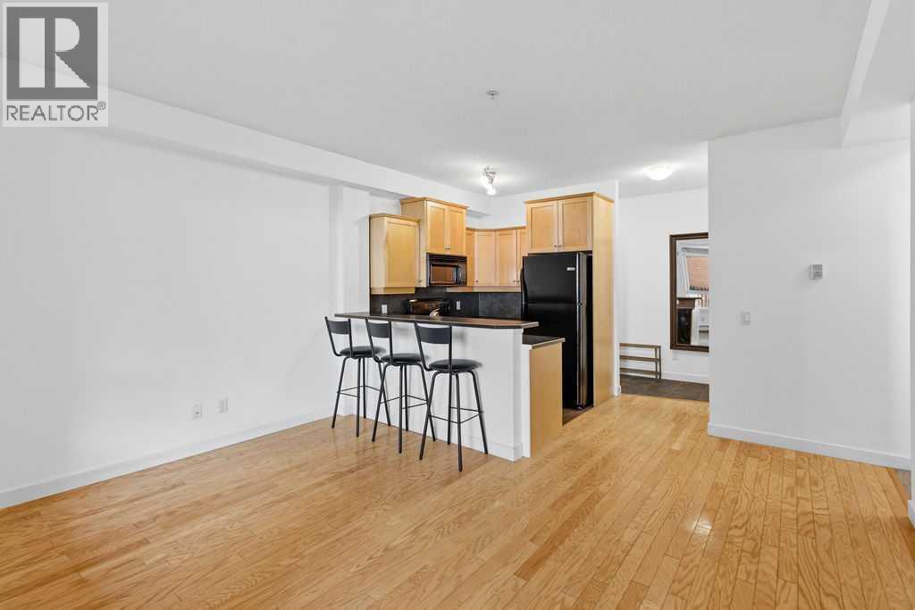 #106 323 18 Avenue SW - 4