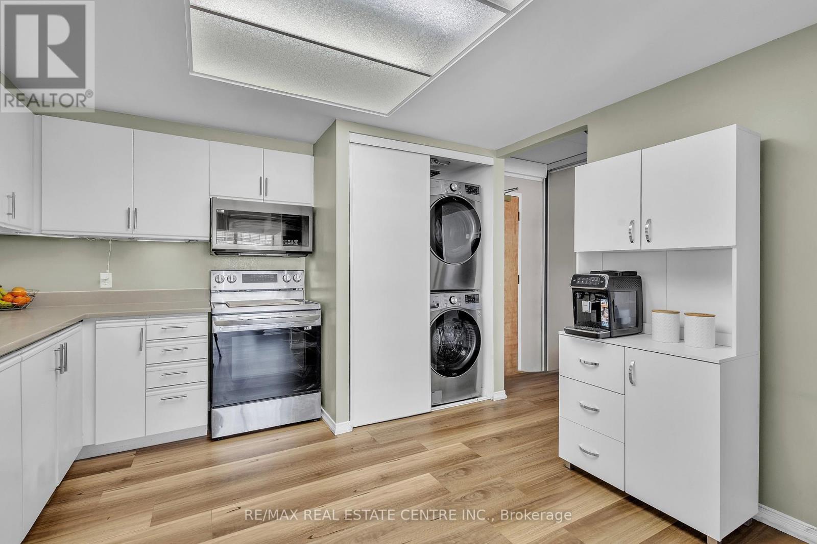 #202 105 BAGOT STREET - 9