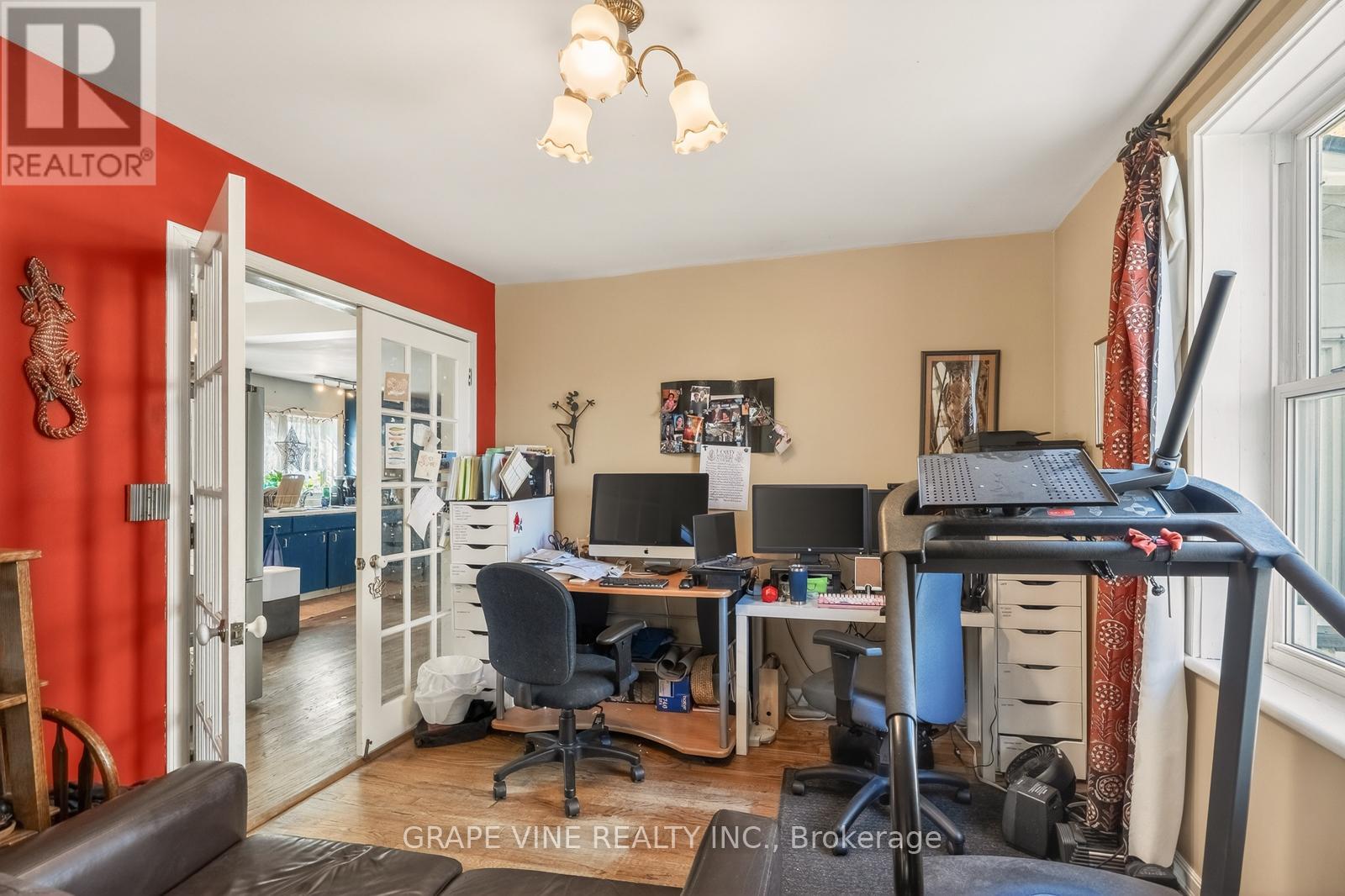 388 BERKLEY AVENUE - 18