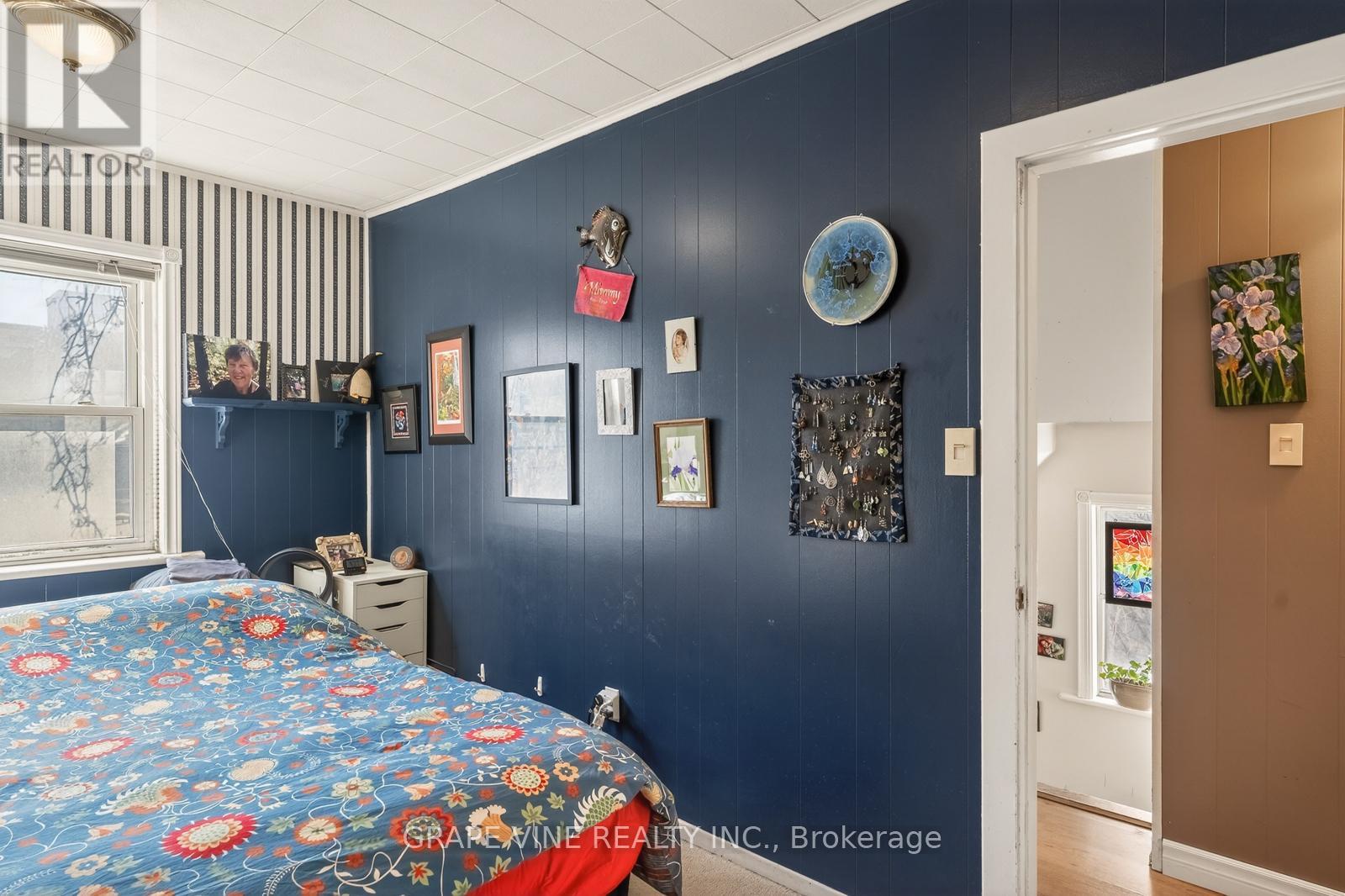 388 BERKLEY AVENUE - 29