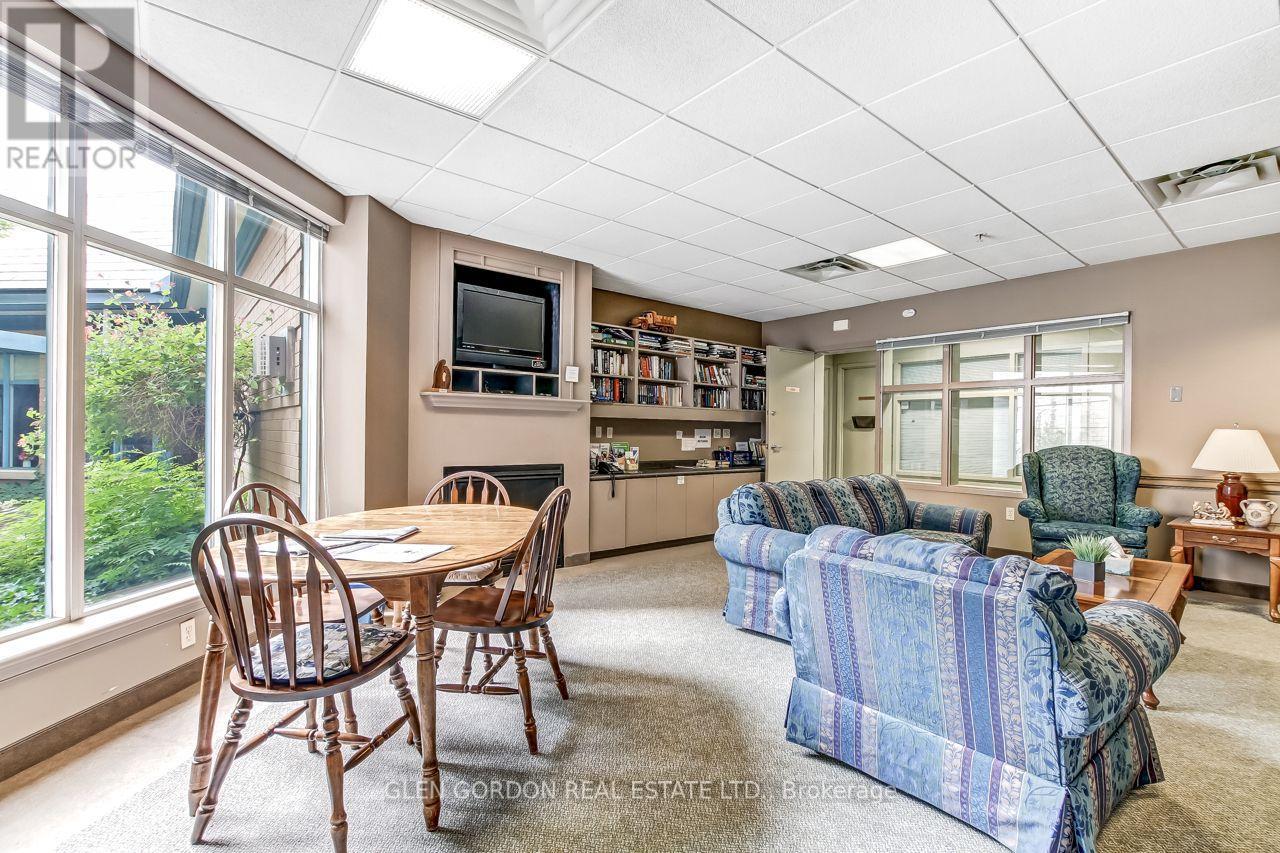 #328 511 GAINSBOROUGH ROAD - 23