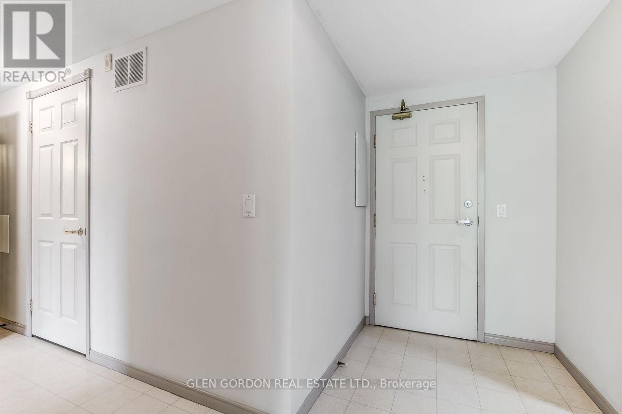 #328 511 GAINSBOROUGH ROAD - 7