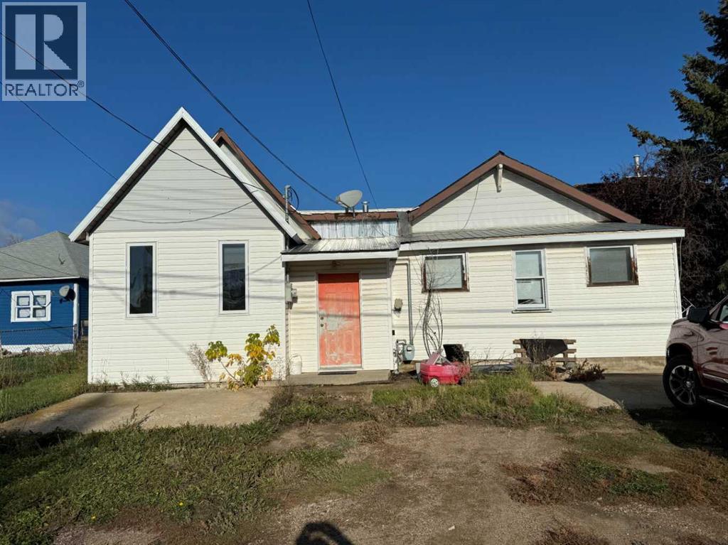 4923 49 Street - 2