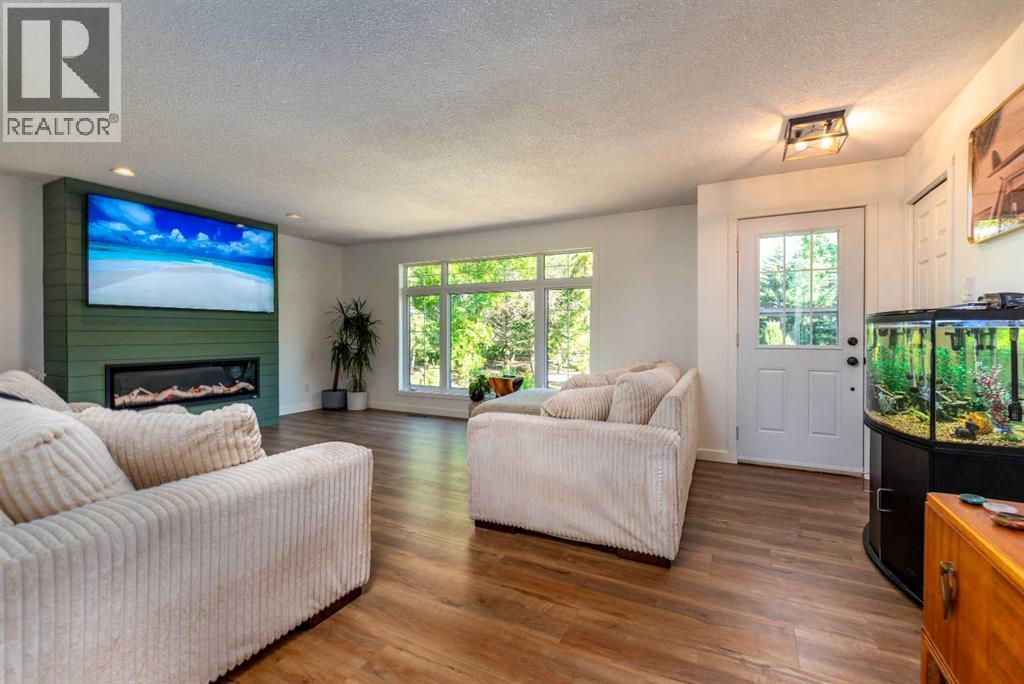322540 48 TWP-Road - 3