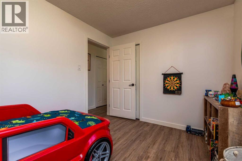 322540 48 TWP-Road - 16