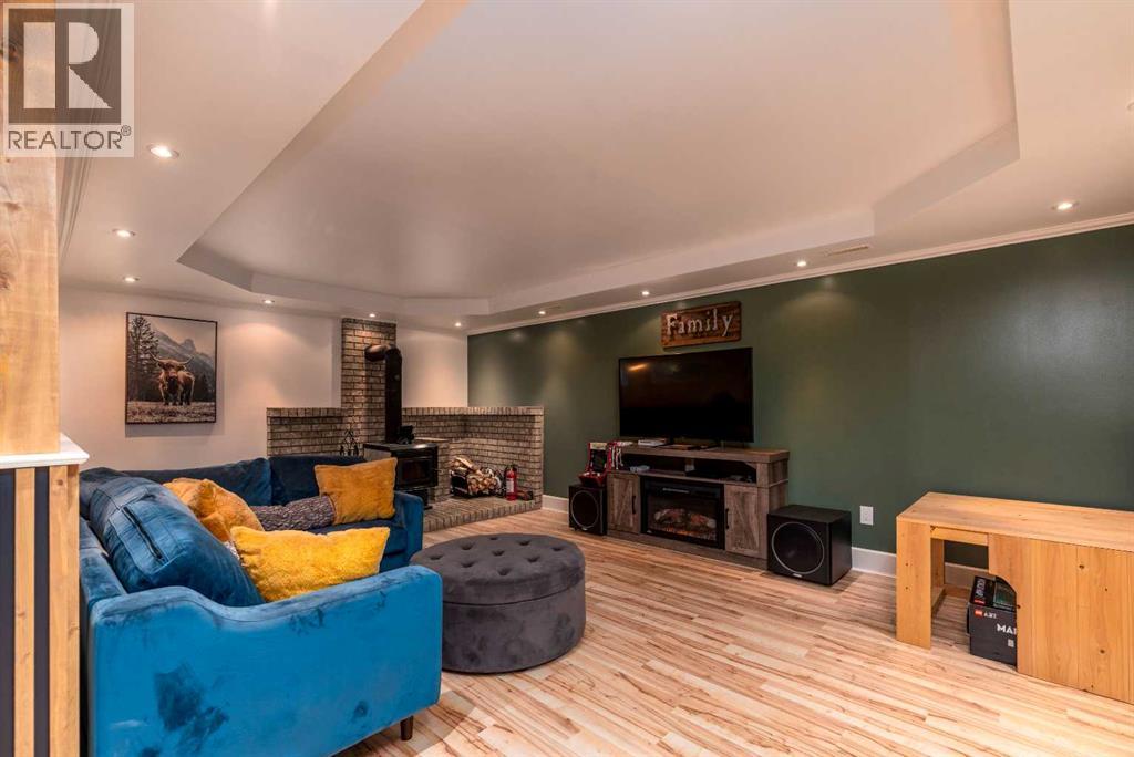 322540 48 TWP-Road - 23